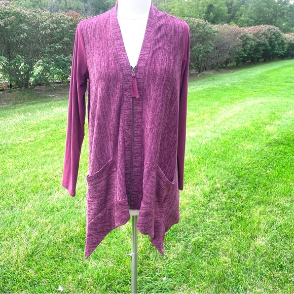 LOGO Soft Zip Up Pocket Sweater - Picture 3 of 16